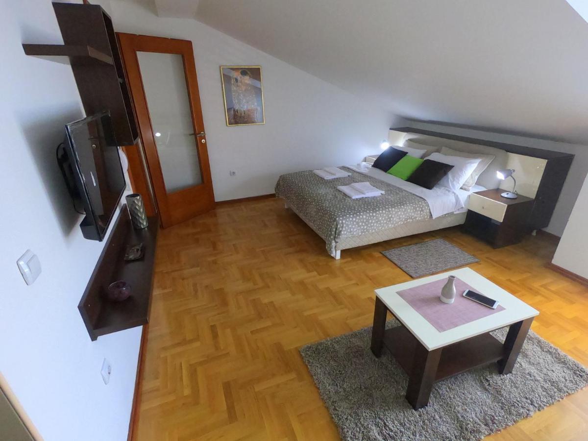 Apartman ZENIT Vrnjacka Banja Bagian luar foto